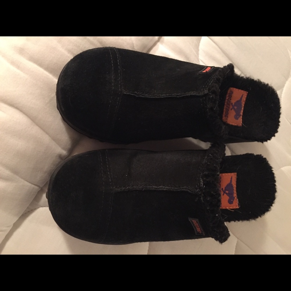 Clogs